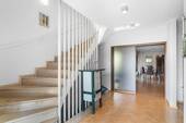 Eingangsdiele (1).jpg - Mehrfamilienhaus, Wohnhaus mit 377,00 m² in Aschaffenburg zum Kaufen