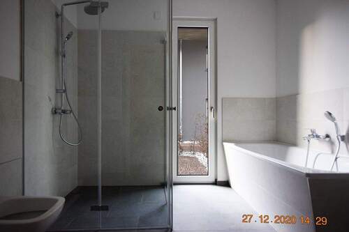 Badezimmer - Terrassenwohnung mit 94,30 m&sup2; in Bestensee zur Miete