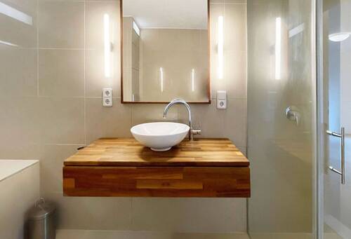 Badezimmer (Whg 1) - 3 Zimmer Etagenwohnung zum Kaufen in Berlin / Kladow