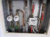 WASSERZÄHLER UND ENERGIEMESSGERÄT - 