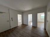 Flur.jpg - 6 Zimmer Etagenwohnung zur Miete in Zwickau