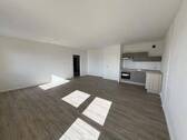 Küche_Wohnzimmer.jpg - Etagenwohnung mit 130,00 m&sup2; in Zwickau zur Miete