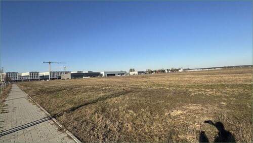 Ansicht von Süd - Gewerbeobjekt (Büro, Produktion, Verkauf) zum Kaufen in Strausberg