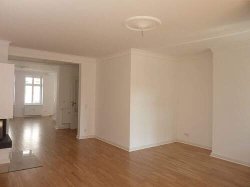 Wohnen - 4 Zimmer Etagenwohnung in Leipzig