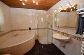 Badezimmer Bild 1 - 