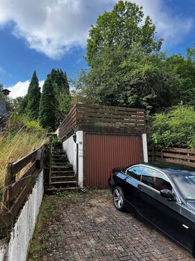 Kastl Baugrundstück (2) - Bau-Grundstück mit kleinem Ferienhaus und Garage