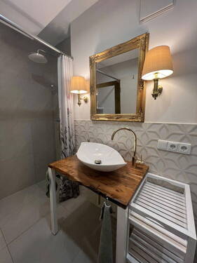 Badezimmer 6 qm - 