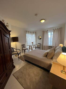 Schlafzimmer 1. 14,65 qm - 