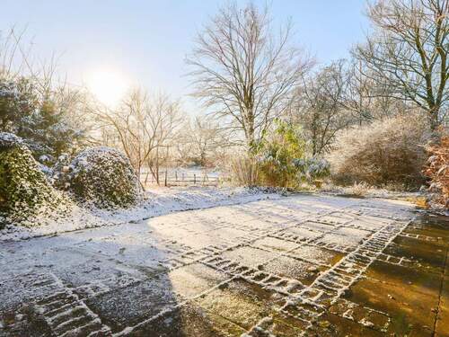 Terrasse mit Feldblick - 