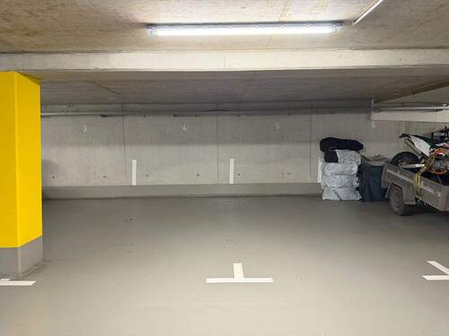 Zwei Tiefgaragenstellplätze - 