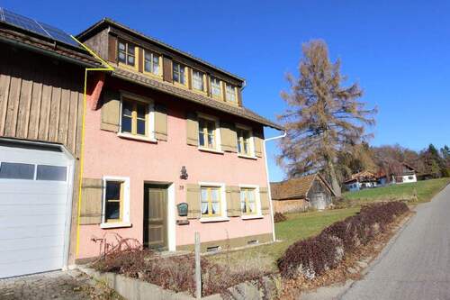 Haushälfte mit Markierung - 