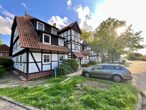 Frontansicht - 2 Zimmer Etagenwohnung zum Kaufen in Isernhagen