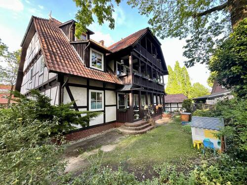 Blick aus dem Garten - Etagenwohnung mit 90,00 m&sup2; in Isernhagen zum Kaufen