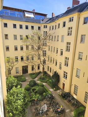 Blick in Innenhof - 