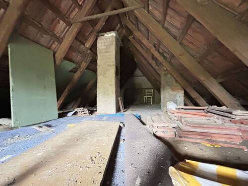 Spitzboden - 