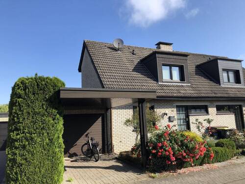 Vorderansicht - 4 Zimmer Doppelhaushälfte zum Kaufen in Rheine