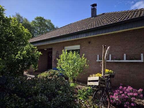 Straßenansicht - 4 Zimmer Bungalow zum Kaufen in Barßel