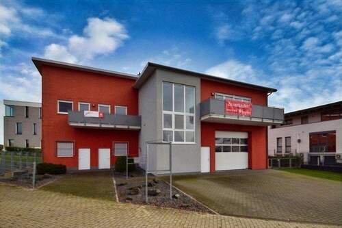 Straßenansicht - 6 Zimmer Einfamilienhaus zum Kaufen in Rödermark