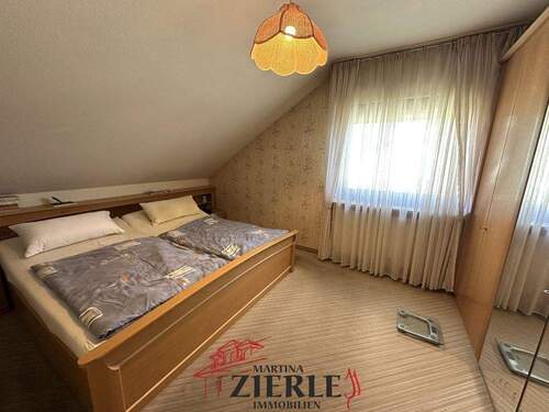 13_Schlafzimmer - 