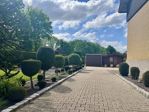 Grundstückszufahrt - 1 Zimmer Mehrfamilienhaus, Wohnhaus zum Kaufen in Werne