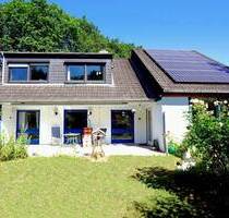 Großzügiges Einfamilienhaus mit Wärmepumpe, Photovoltaik und Ausbaureserve in ruhiger Lage in Querum - Braunschweig / Nord