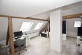 Dachstudio - Mehrfamilienhaus, Wohnhaus mit 164,00 m&sup2; in Rodgau zum Kaufen
