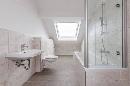 Badezimmer - 2 Zimmer Etagenwohnung in Leipzig