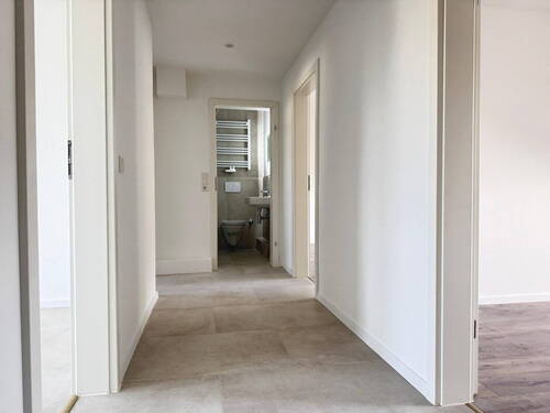Flur - Hochwertig sanierte 3-Zi-Wohnung mit Ausblick auf das Osthaus Museum - Erstbezug in Hagen Mitte