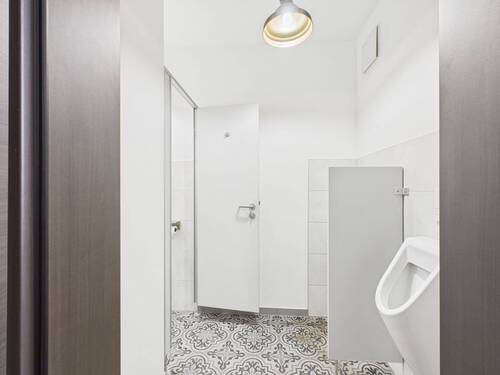 CAM03849G0-PR0032-STILL020.jpg - 