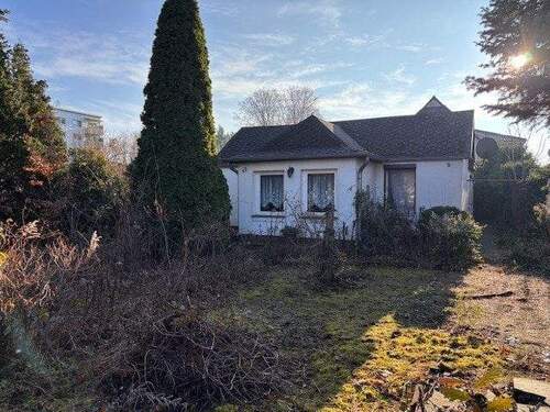 Abrisshaus - Grundstück zum Kaufen in Bernau