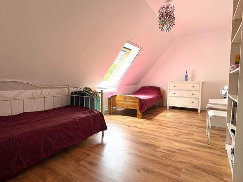 Hauptwohnung DG - Zimmer 1 - 