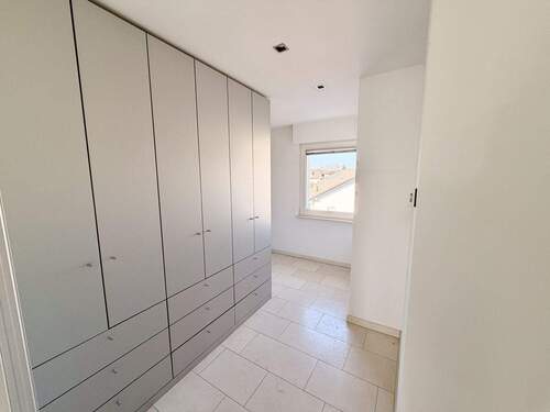 OG - Ankleide Bild 1 - 