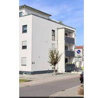 Toplage Lu-Melm Wohnung mit Balkon und Stellplatz mit Wallbox - Ludwigshafen Oggersheim