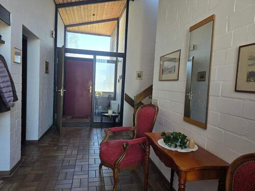 Eingangsbereich - 7 Zimmer Einfamilienhaus zum Kaufen in Braunschweig / Kanzlerfeld