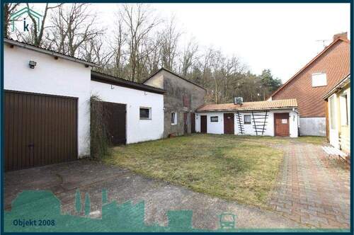 2008 Innenhof-Garage-Nebengebäude.jpg - 