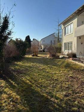 Grundstück mit Haus - Mehrfamilienhaus, Wohnhaus zum Kaufen in Fürstenfeldbruck