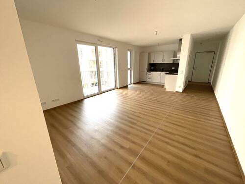 Wohn-Ess-und Kochbereich - 4 Zimmer Etagenwohnung zur Miete in Nürnberg