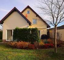 Freistehendes Einfamilienhaus in Grimma +++ Kamin, EBK, Keller, FuBoHe, Garage ...