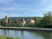 Berching - Blick auf historische Stadtmauer - 
