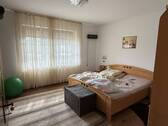 Schlafzimmer EG - 
