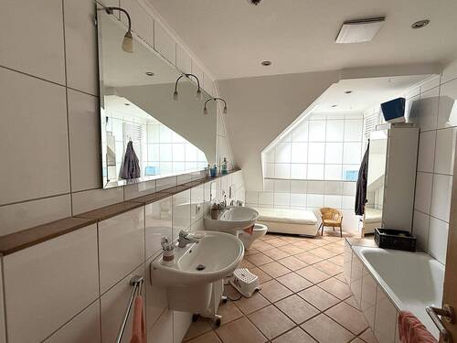 Badezimmer DG - 