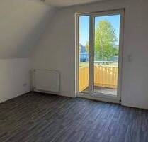 3-Zimmerwohnung mit Balkon und Glastüren Nähe Airbus - Hamburg Neuenfelde
