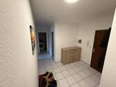Eingangsflur - 3 Zimmer Etagenwohnung in Villingen-Schwenningen