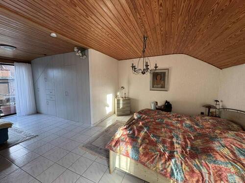 Schlafzimmer - Mehrfamilienhaus, Wohnhaus in Korschenbroich zum Kaufen