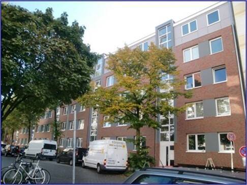 Hausansicht neu.jpg - 2 Zimmer Wohnung zwischen Hafen und Michel