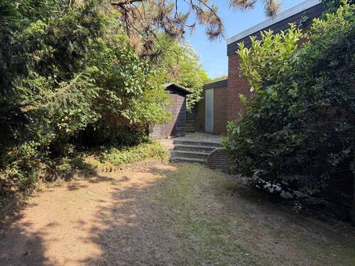 Teilansicht Garten Ans. 1 - 3 Zimmer Bungalow zum Kaufen in Willich