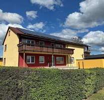 Zweifamilienhaus mit Nebengebäuden in traumhafter Alleinlage - Herbolzheim Tutschfelden