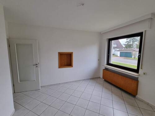 Küche mit Durchreiche - 