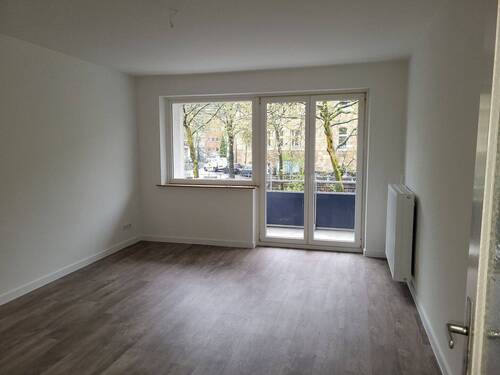 Wohnzimmer - 2 Zimmer Etagenwohnung in Hamburg