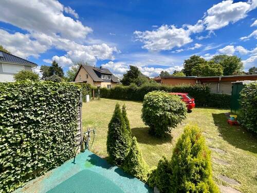 Blick von der Terrasse - 2 Zimmer Einfamilienhaus zum Kaufen in Berlin / Mahlsdorf